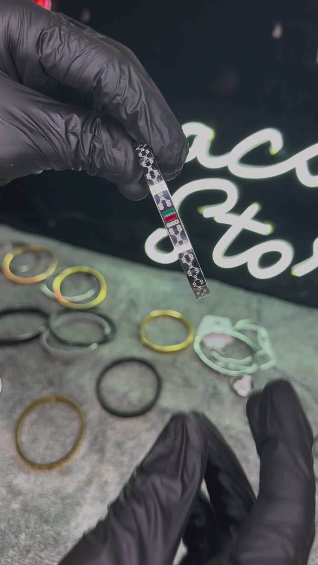 PREMIUM BRANDED STAINLESS STEEL GUCCI BRACELET SLIVER –