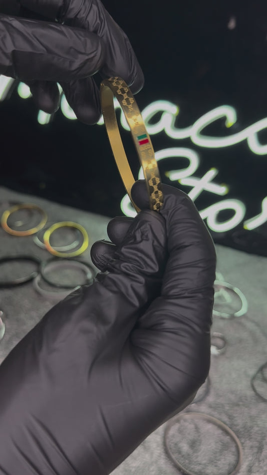 PREMIUM GUCCI BRANDED STAINLESS STEEL BRACELET GOLD –