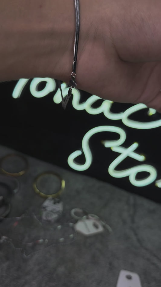 PREMIUM FLAT SNAKE HAND BRACELET BRANDED STAINLESS STEEL SLIVER –